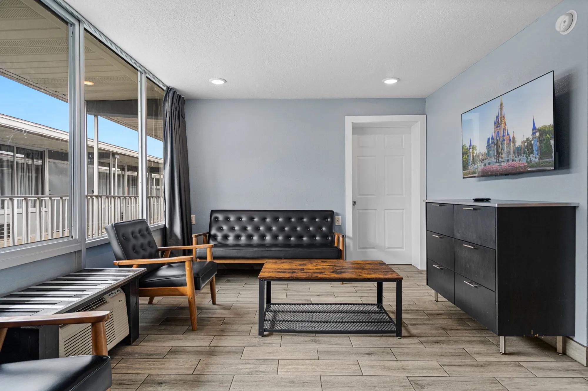 Two-Bedroom Suite